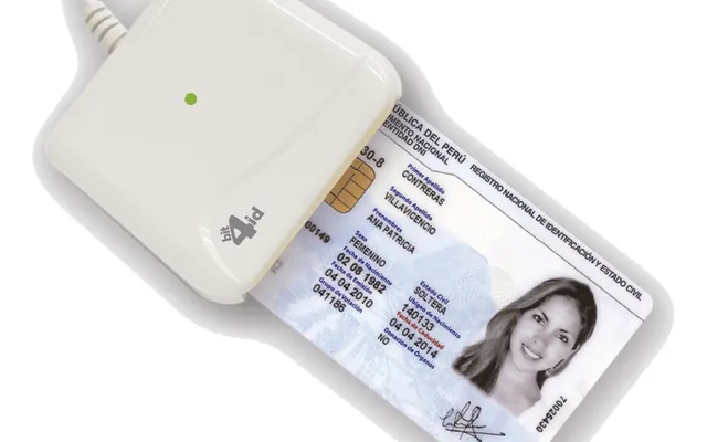 Lector de DNI electrónico RENIEC